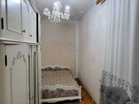 28 Mayda 2 otaqlı köhnə tikili mənzil satılır, 50 m², 175 000 AZN, şəkil 4 / 11