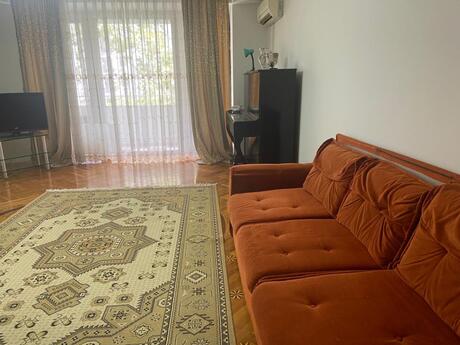 Elmlər Akademiyasında 2 otaqlı köhnə tikili mənzil kirayə verilir, 75 m², 650 AZN/ay, şəkil 2 / 12