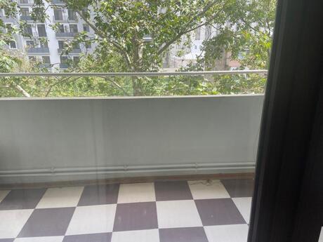 Elmlər Akademiyasında 2 otaqlı köhnə tikili mənzil kirayə verilir, 75 m², 650 AZN/ay, şəkil 4 / 12