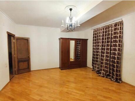 Продаётся 4-комнатная квартира в новостройке, Nizami, 210 м², 380 000 AZN, фото 2 / 11