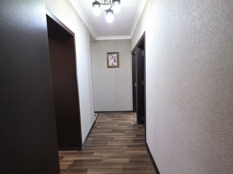 Bakıxanovda 3 otaqlı köhnə tikili mənzil satılır, 85 m², 169 000 AZN, şəkil 4 / 12