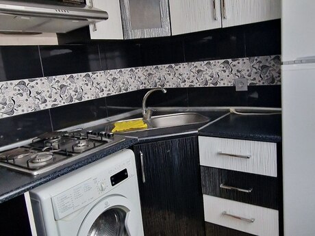 Dərnəgüldə 2 otaqlı köhnə tikili mənzil kirayə verilir, 50 m², 650 AZN/ay, şəkil 5 / 12