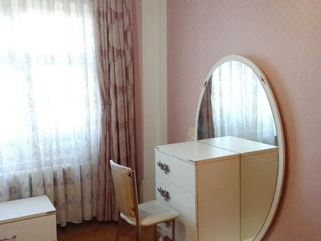İnşaatçılarda 4 otaqlı köhnə tikili mənzil kirayə verilir, 90 m², 800 AZN/ay, şəkil 3 / 12