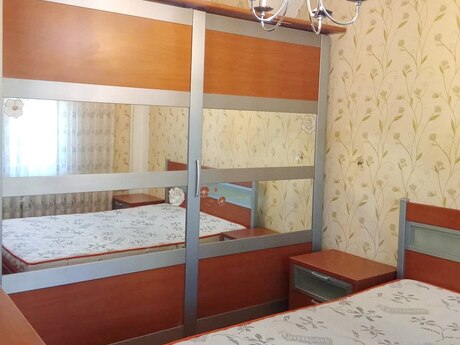 İnşaatçılarda 4 otaqlı köhnə tikili mənzil kirayə verilir, 90 m², 800 AZN/ay, şəkil 2 / 12