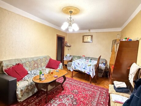 Продаётся 2-комнатная квартира в старом фонде, Elmlər Akademiyası, 54 м², 137 000 AZN, фото 2 / 11