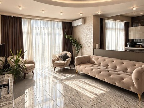 3-room new-build apartment for sale in Səbail, 135 m², 600 000 AZN, photo 3 / 12