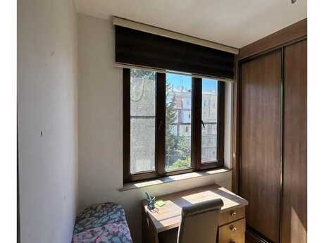 Sahildə 3 otaqlı köhnə tikili mənzil satılır, 80 m², 310 000 AZN, şəkil 2 / 12