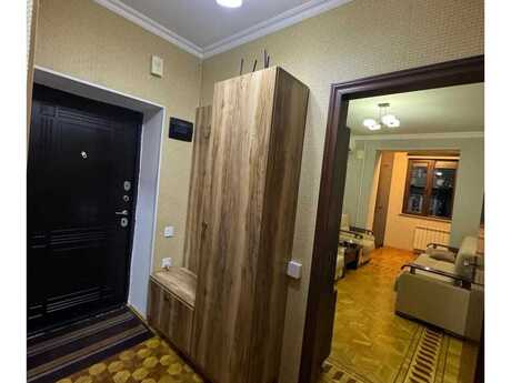 Sahildə 3 otaqlı köhnə tikili mənzil satılır, 80 m², 310 000 AZN, şəkil 3 / 12