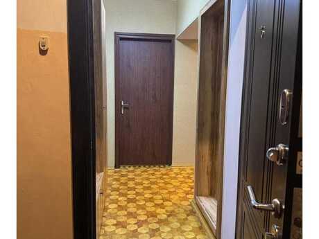 Sahildə 3 otaqlı köhnə tikili mənzil satılır, 80 m², 310 000 AZN, şəkil 4 / 12