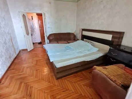 Bakıxanovda 2 otaqlı köhnə tikili mənzil satılır, 65 m², 135 000 AZN, şəkil 5 / 9