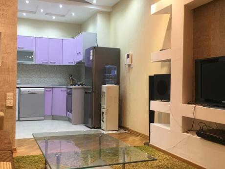 2-room new-build apartment for rent in 28 May, 70 m², 1 000 AZN/mo, photo 5 / 12