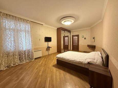 4-room new-build apartment for rent in Gənclik, 210 m², 1 200 AZN/mo, photo 3 / 12
