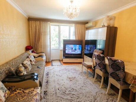 3 rooms · 85 m² · floor 2/7, Nizami