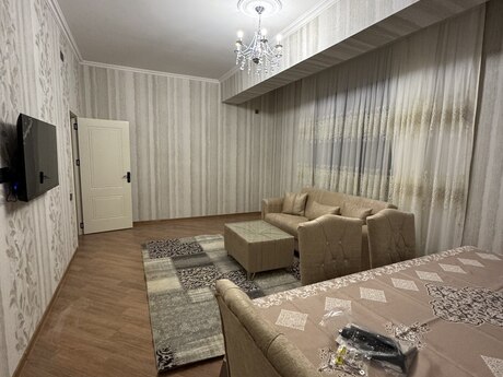 Bayılda 2 otaqlı yeni tikili mənzil satılır, 80 m², 205 000 AZN, şəkil 2 / 11