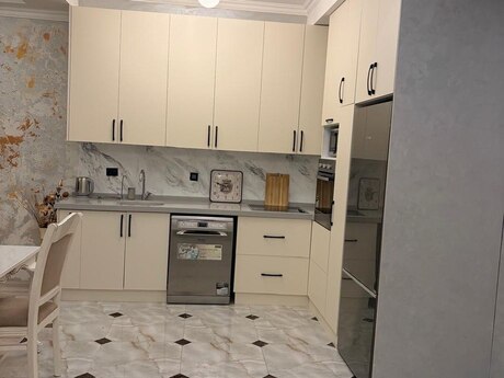 3-room new-build apartment for sale in Şah İsmayıl Xətai, 84 m², 398 000 AZN, photo 3 / 12