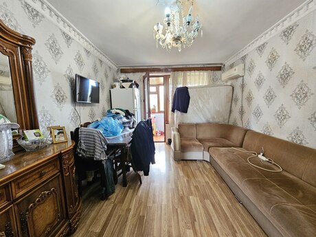 Qara Qarayevdə 2 otaqlı köhnə tikili mənzil satılır, 55 m², 145 000 AZN, şəkil 3 / 12
