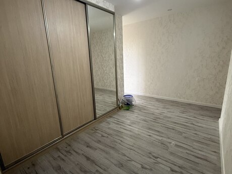 3-комн. · 120 m²