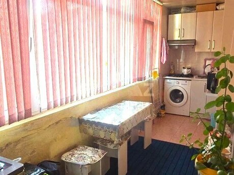 Gənclikdə 2 otaqlı köhnə tikili mənzil satılır, 45 m², 158 000 AZN, şəkil 3 / 12