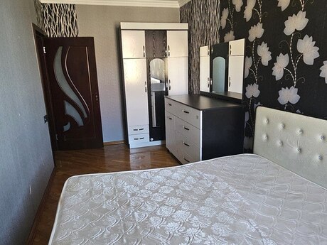 7-ci mikrorayonda 2 otaqlı köhnə tikili mənzil kirayə verilir, 50 m², 650 AZN/ay, şəkil 3 / 9
