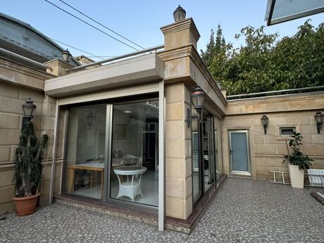 Nəsimidə 8 otaqlı həyət evi satılır, 650 m², 750 000 AZN, şəkil 2 / 12