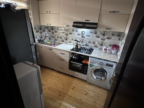 Keşlədə 3 otaqlı həyət evi satılır, 74 m², 135 000 AZN, şəkil 2 / 8