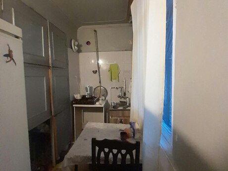 Продаётся 2-комнатная квартира в старом фонде, Neftçilər, 45 м², 120 000 AZN, фото 2 / 9