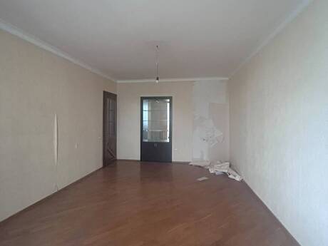 Elmlər Akademiyasında 3 otaqlı köhnə tikili mənzil satılır, 87 m², 241 000 AZN, şəkil 2 / 12