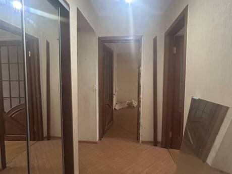 Elmlər Akademiyasında 3 otaqlı köhnə tikili mənzil satılır, 87 m², 241 000 AZN, şəkil 4 / 12