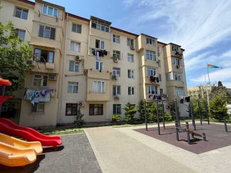 Neftçilərdə 2 otaqlı köhnə tikili mənzil satılır, 40 m², 125 000 AZN, şəkil 2 / 9