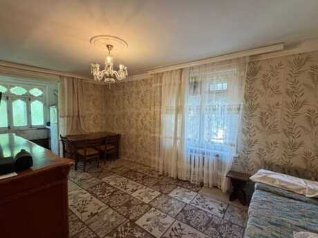 Neftçilərdə 2 otaqlı köhnə tikili mənzil satılır, 40 m², 125 000 AZN, şəkil 3 / 9