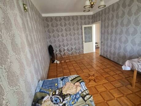 2-room old-build apartment for sale in Yeni Günəşli, 69 m², 124 999 AZN, photo 2 / 7