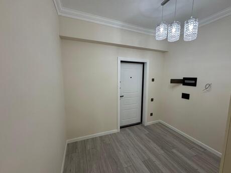 28 Mayda 1 otaqlı yeni tikili mənzil kirayə verilir, 50 m², 1 000 AZN/ay, şəkil 4 / 4