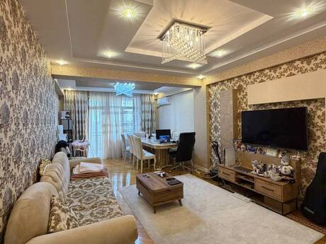 Продаётся 3-комнатная квартира в новостройке, Həzi Aslanov, 130 м², 338 000 AZN, фото 2 / 12