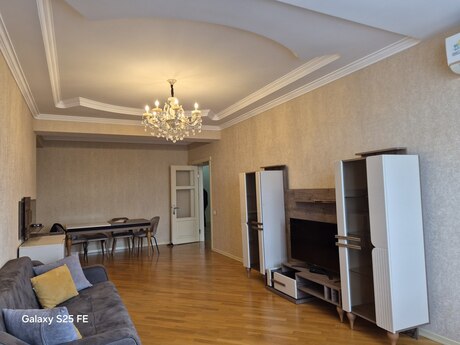 Сдаётся 4-комнатная квартира в новостройке, Badamdar, 153 м², 1 300 AZN/мес, фото 2 / 12