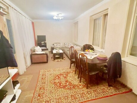 Elan №6529968 - Bakı, Dərnəgül m., 4 otaqlı, 70 m², 1/5 mərtəbə