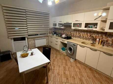 3-room new-build apartment for rent in Elmlər Akademiyası, 135 m², 1 100 AZN/mo, photo 4 / 8