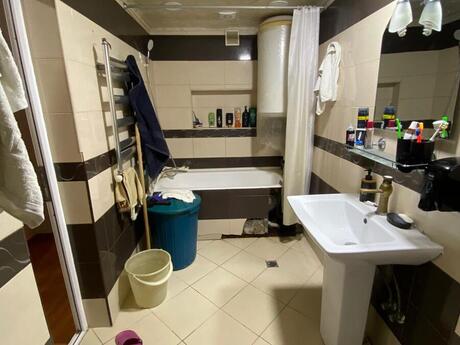 Nizamidə 3 otaqlı köhnə tikili mənzil satılır, 90 m², 225 000 AZN, şəkil 4 / 12