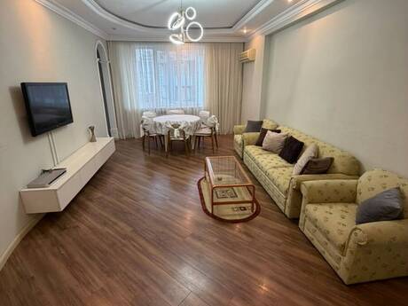 Elan №6530038 - Bakı, Nizami m., 3 otaqlı, 110 m², 16/17 mərtəbə