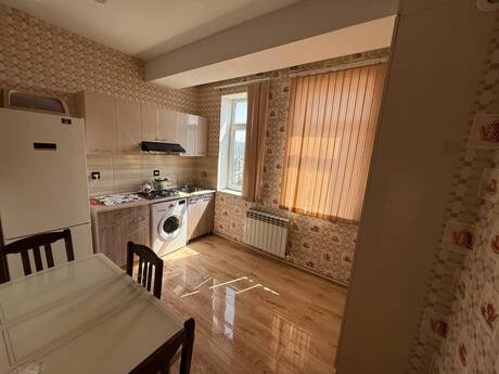 3-room new-build apartment for rent in 20 Yanvar, 75 m², 750 AZN/mo, photo 4 / 9