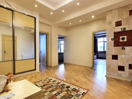 3-room new-build apartment for rent in 28 May, 140 m², 1 700 AZN/mo, photo 2 / 12