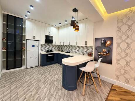 Продаётся 2-комнатная квартира в новостройке, Qara Qarayev, 76 м², 260 000 AZN, фото 2 / 8