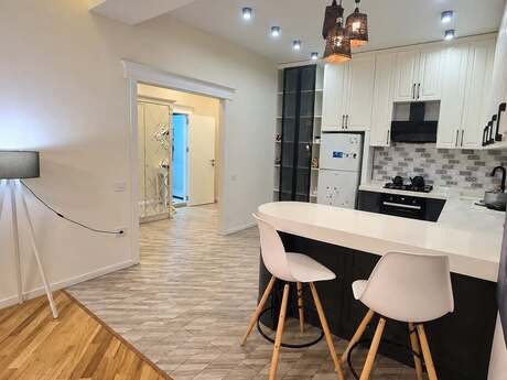 Продаётся 2-комнатная квартира в новостройке, Qara Qarayev, 76 м², 260 000 AZN, фото 3 / 8