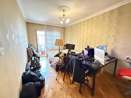 Продаётся 3-комнатная квартира в старом фонде, 8-ci kilometr, 85 м², 180 000 AZN, фото 5 / 11