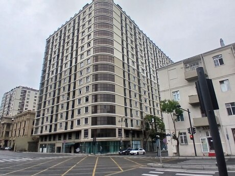 3 otaq · 157 m² · 5/17 mərtəbə, Nərimanov