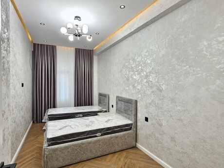 Продаётся 3-комнатная квартира в новостройке, İnşaatçılar, 82 м², 295 000 AZN, фото 5 / 8