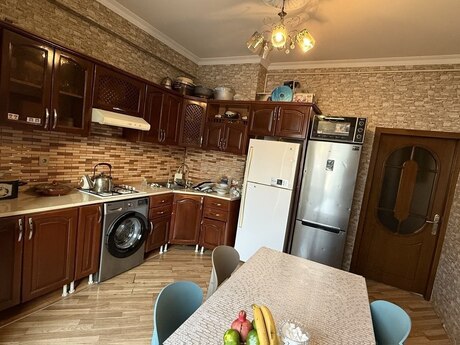 Bayılda 3 otaqlı yeni tikili mənzil satılır, 120 m², 350 000 AZN, şəkil 5 / 9