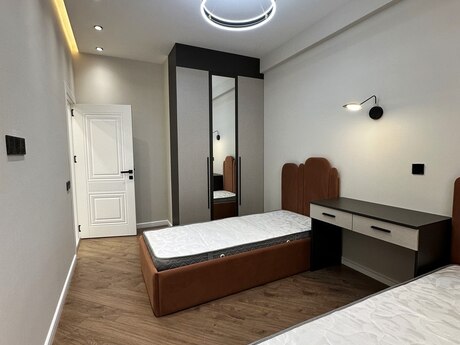 Продаётся 3-комнатная квартира в новостройке, Həzi Aslanov, 82 м², 249 000 AZN, фото 4 / 11