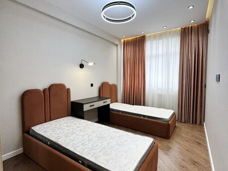Продаётся 3-комнатная квартира в новостройке, Həzi Aslanov, 82 м², 249 000 AZN, фото 5 / 11