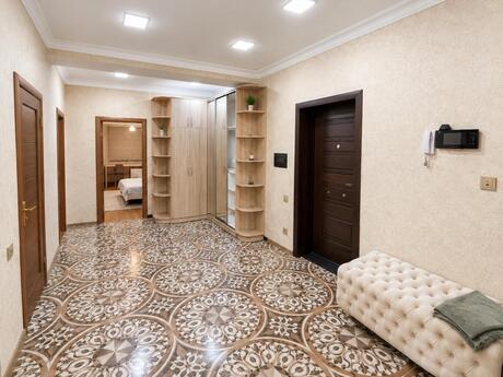 Продаётся 3-комнатная квартира в новостройке, Şah İsmayıl Xətai, 135 м², 370 000 AZN, фото 5 / 7