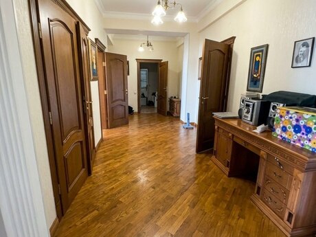 3-room new-build apartment for sale in Sahil, 160 m², 725 000 AZN, photo 3 / 7